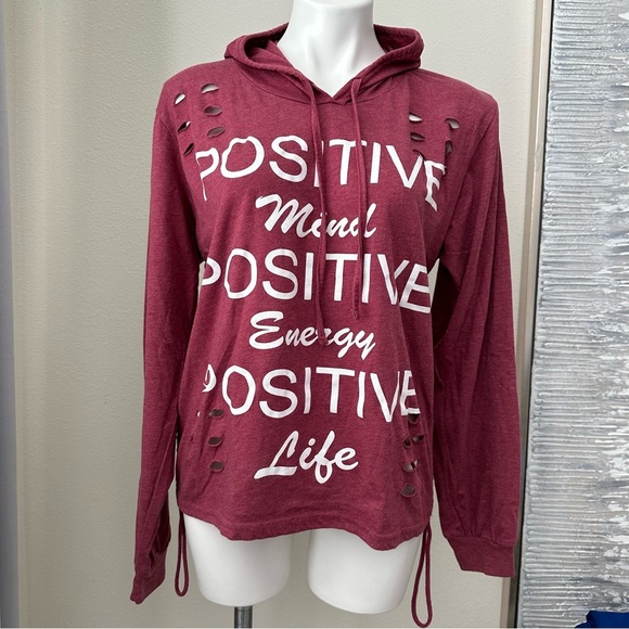 On Fire Women’s Graphic Hoodie Size 1X - Picture 2 of 14